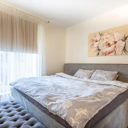 Sunset 公寓 派尔努